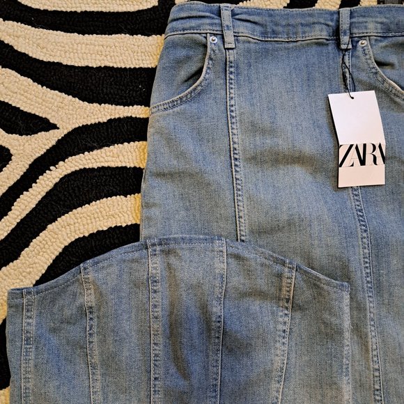 BNWT Zara Demin Set - Skirt and Top size XS - Picture 2 of 6